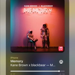 Meet your Posher, Cait